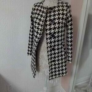 LKNW Dolce Cabo Black White long coat  love love this XS
